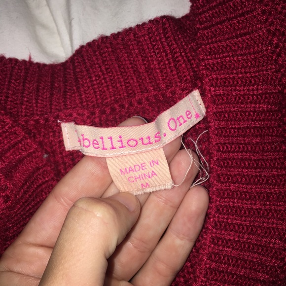 Open Shoulder Sweater - Picture 3 of 3